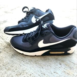 Men's Nike Tennis Shoes